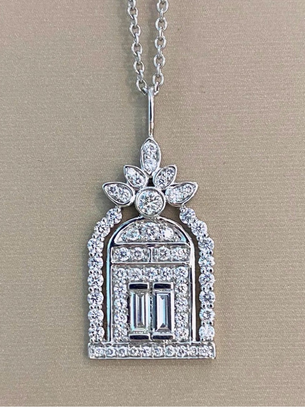 Door to Happiness Platinum CZ Pendant Necklace. New. - Picture 3 of 10